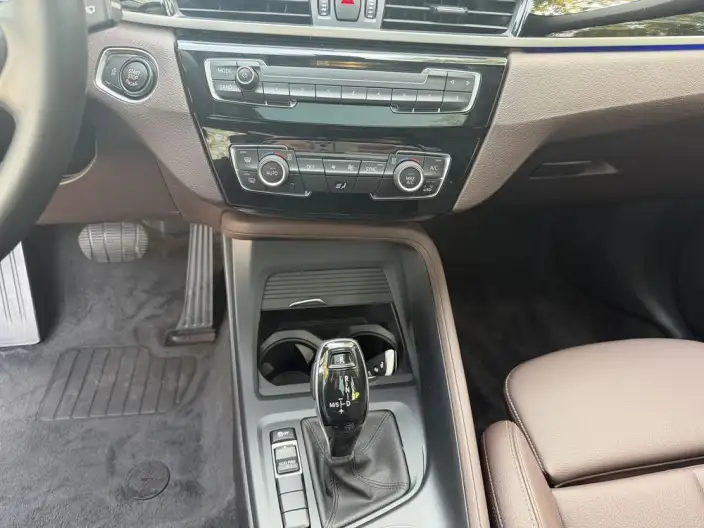 BMW X1 2021 Model Facelift sDrive25Li Leading Model – фото 8