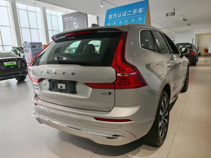 Volvo XC60 2025 Model B5 4WD Smart Range Deluxe Edition – фото 7