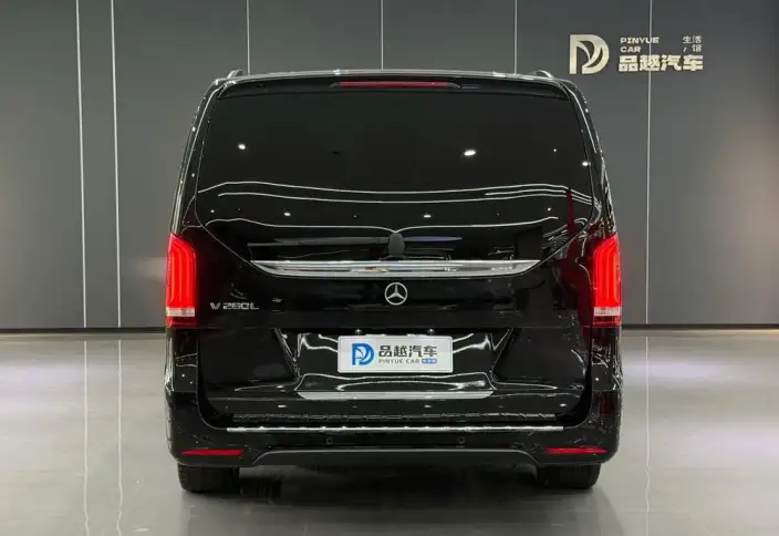 Mercedes-Benz V-Class 2022 Model V 260 L Long wheelbase Deluxe Edition – фото 4