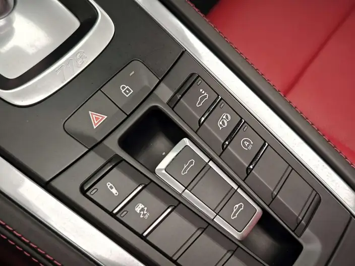Porsche 718 2023 Model Boxster GTS 2.5T – фото 10