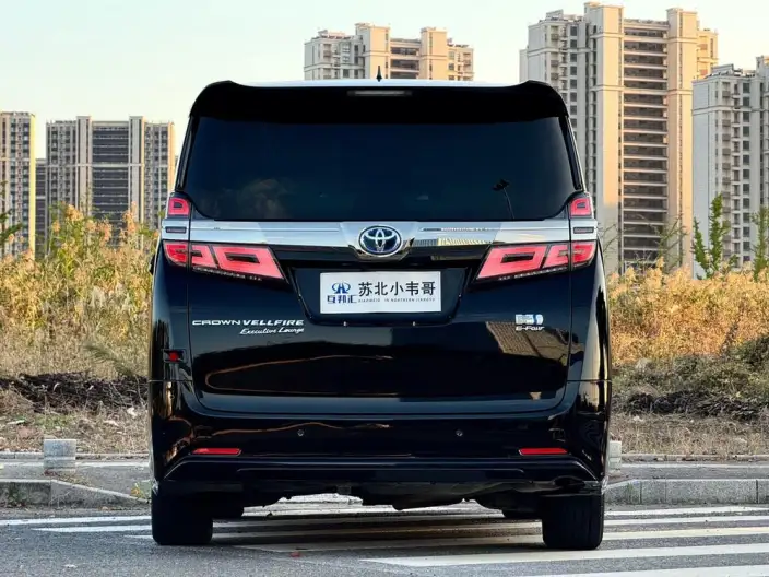 Vellfire 2021 Model Toyota Crown Hybrid 2.5L HV Premium Edition – фото 5