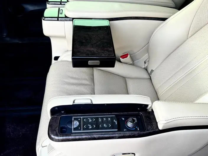Vellfire 2021 Model Toyota Crown Hybrid 2.5L HV Premium Edition – фото 8