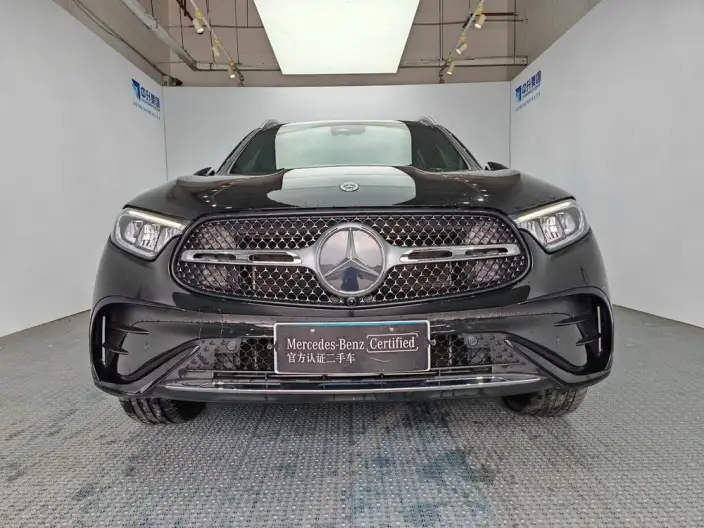 Mercedes-Benz GLC 2023 Model Facelift GLC 260 L 4MATIC Luxury Model 7 seat – фото 2