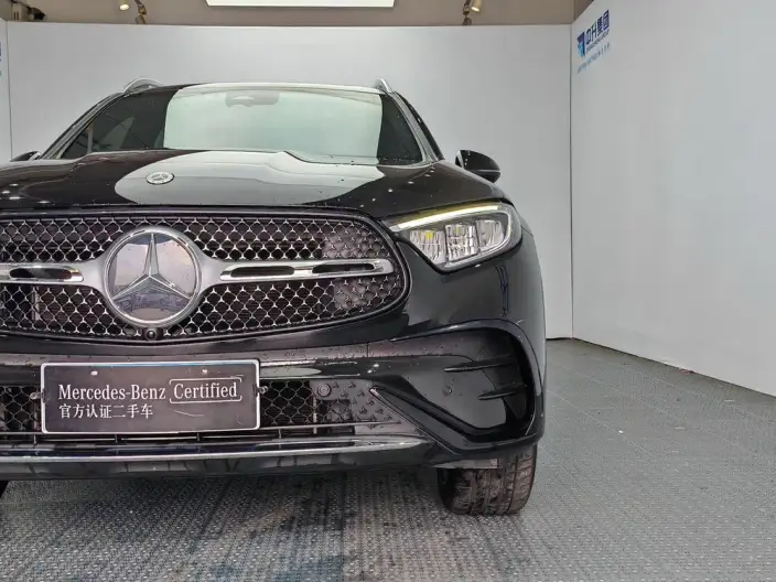 Mercedes-Benz GLC 2023 Model Facelift GLC 260 L 4MATIC Luxury Model 7 seat – фото 8