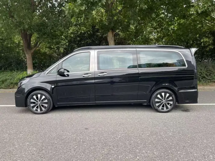 Viano 2023 Model 2.0T Business Edition 7 seat – фото 4