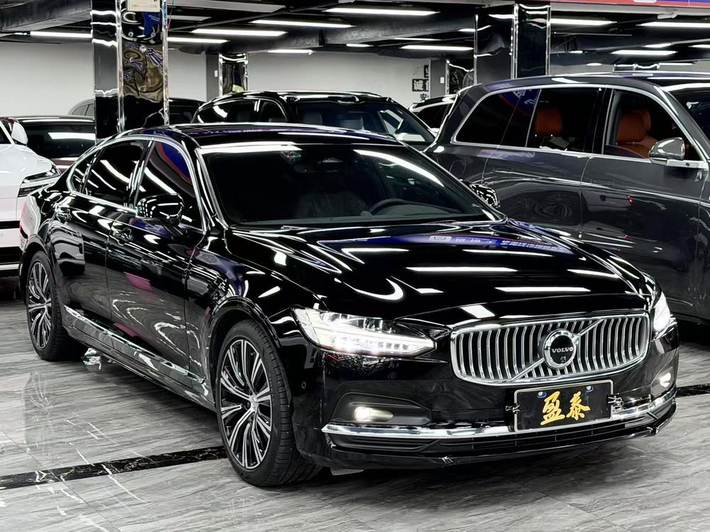 Volvo S90 2024 B5 Smart Enjoy Luxury – фото 3