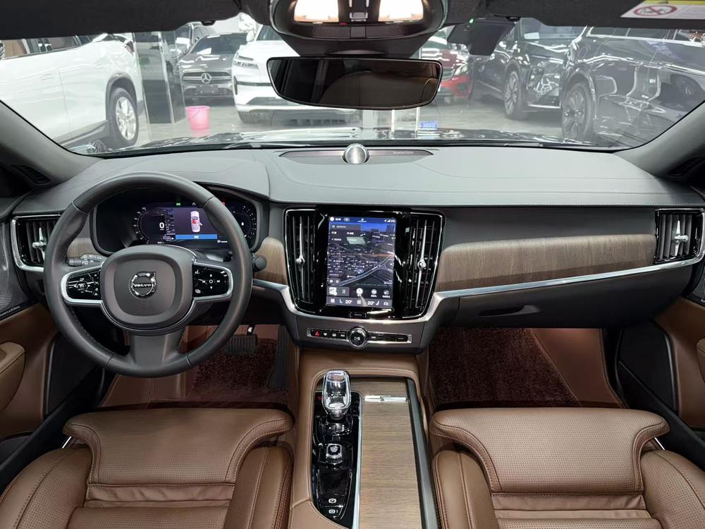 Volvo S90 2024 B5 Smart Enjoy Luxury – фото 10