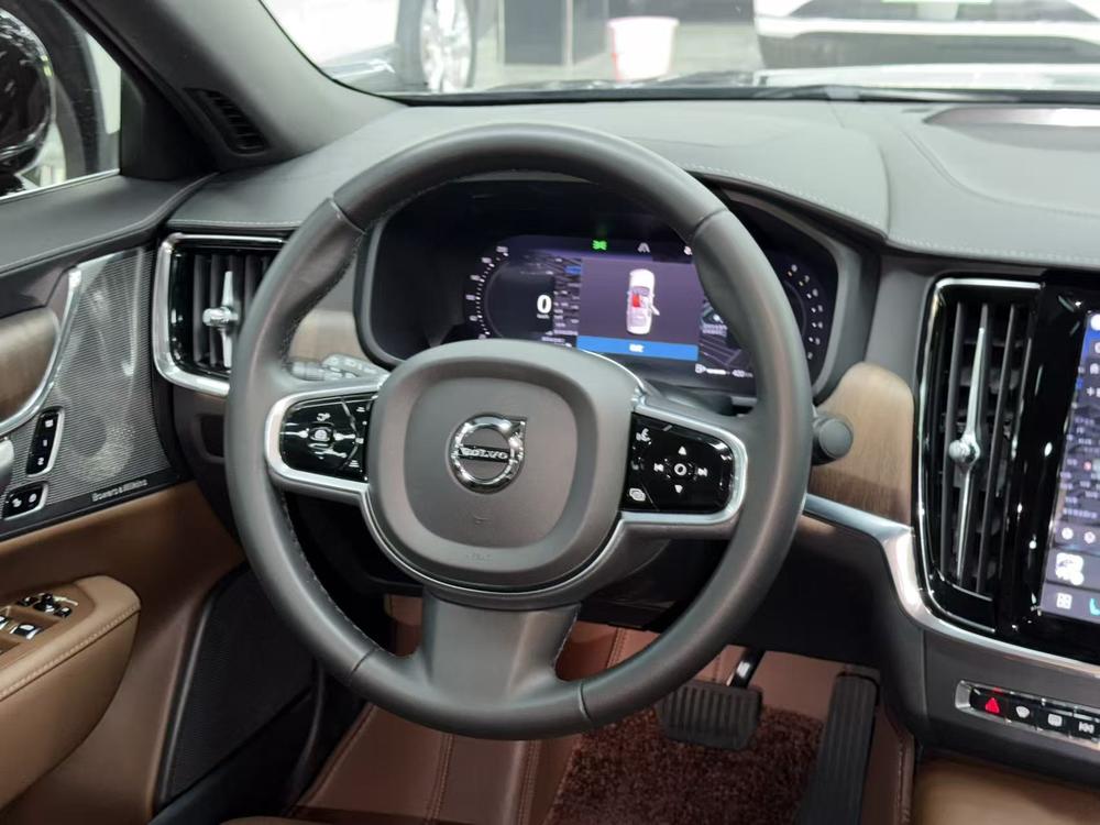 Volvo S90 2024 B5 Smart Enjoy Luxury – фото 12