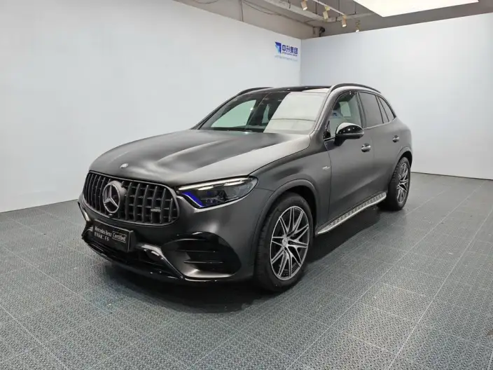 Mercedes-Benz GLC AMG 2024 Model AMG GLC 43 4MATIC – фото 1