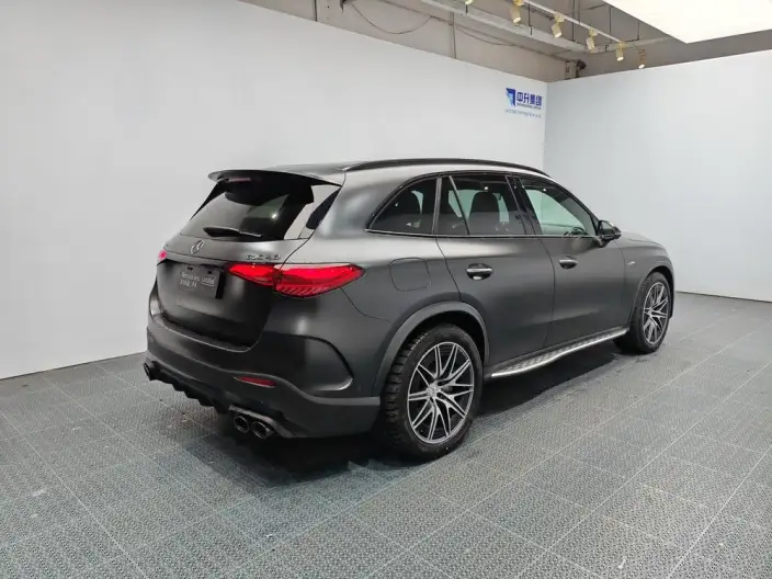Mercedes-Benz GLC AMG 2024 Model AMG GLC 43 4MATIC – фото 7