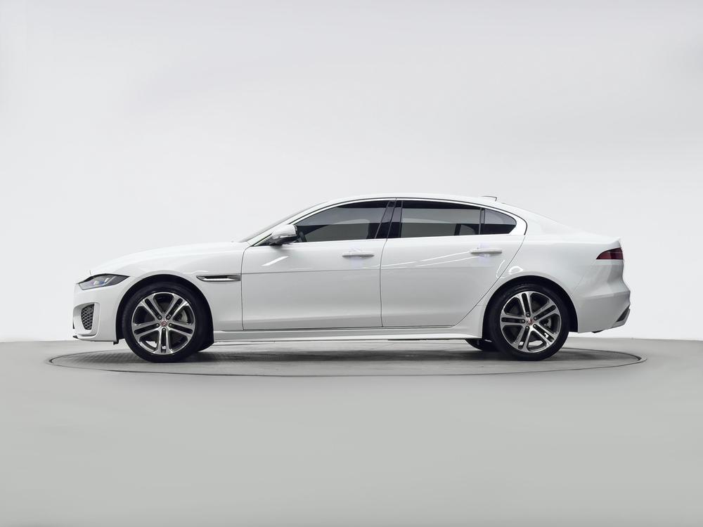 Jaguar XEL 2022 2.0T 250PS R-DYNAMIC S Advance Sport – фото 4