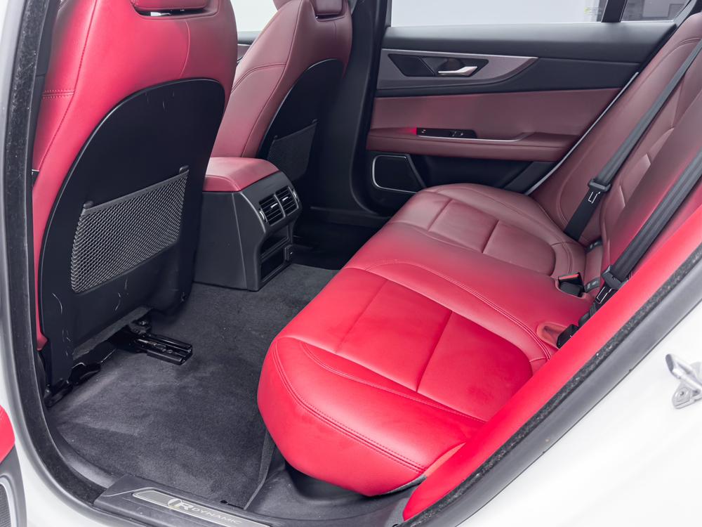 Jaguar XEL 2022 2.0T 250PS R-DYNAMIC S Advance Sport – фото 13