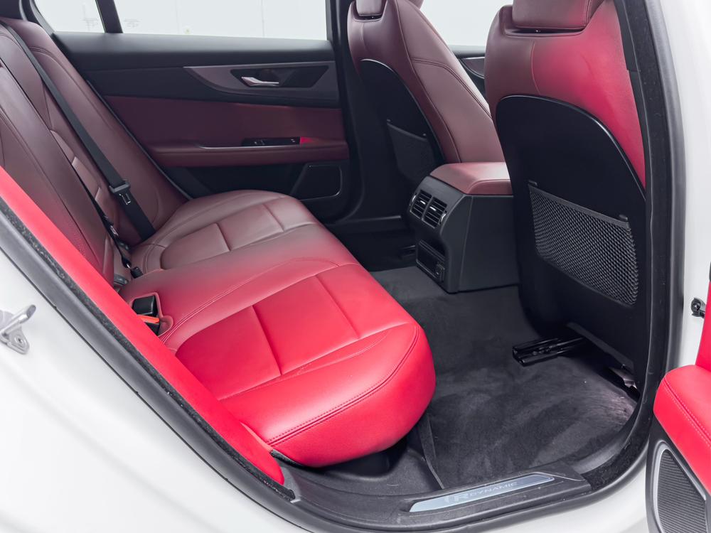Jaguar XEL 2022 2.0T 250PS R-DYNAMIC S Advance Sport – фото 14