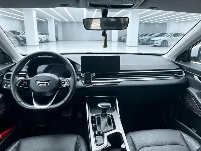 Geely Emgrand 2022 Model No. 4 Gen 1.5L CVT Luxury Model – фото 7