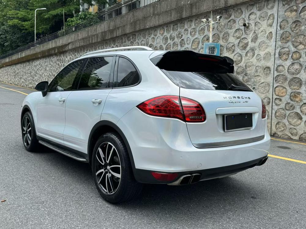 Porsche Cayenne 2011 Cayenne 3.0T – фото 4