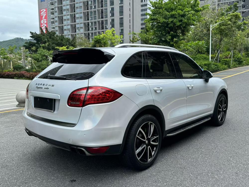 Porsche Cayenne 2011 Cayenne 3.0T – фото 6