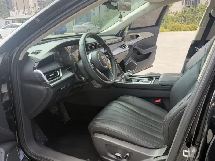 Hongqi H5 2024 Model 1.5T DCT Flag Rhythm Edition – фото 10