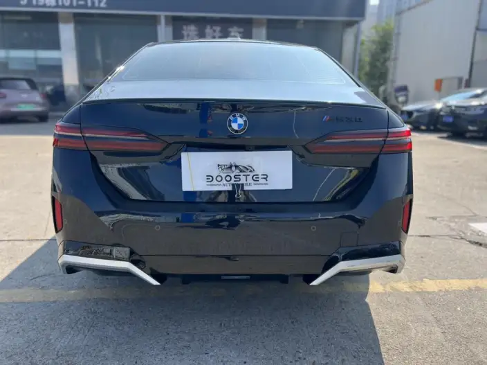 BMW 5 Series 2024 Model 530Li Exclusive Model M Sports Set – фото 5