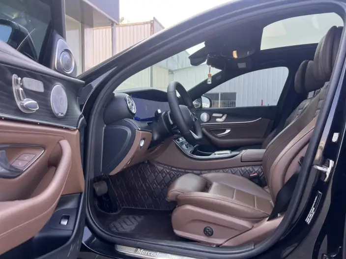 Mercedes-Benz E-Class 2022 Model E 300 L Luxury Model sedan – фото 8