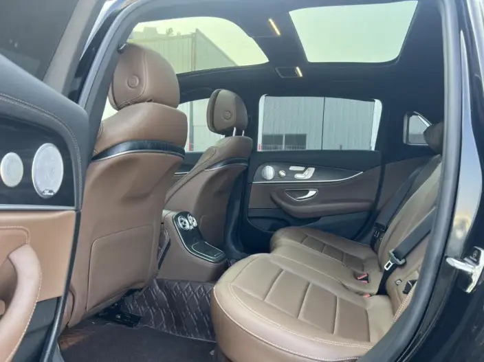 Mercedes-Benz E-Class 2022 Model E 300 L Luxury Model sedan – фото 9