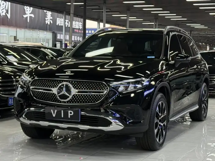 Mercedes-Benz GLC 2025 Model GLC 260 L 4MATIC Dynamic Model 5 seat – фото 1