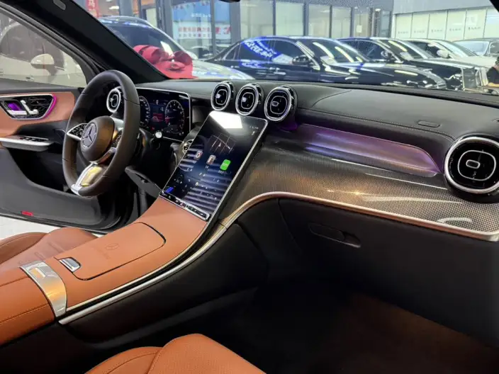 Mercedes-Benz GLC 2025 Model GLC 260 L 4MATIC Dynamic Model 5 seat – фото 8
