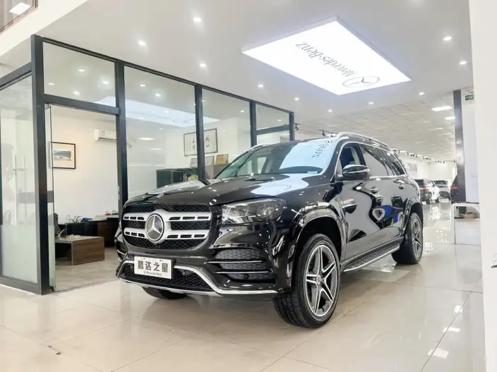 Mercedes-Benz GLS 2023 Model GLS 450 4MATIC Fashion Model – фото 1