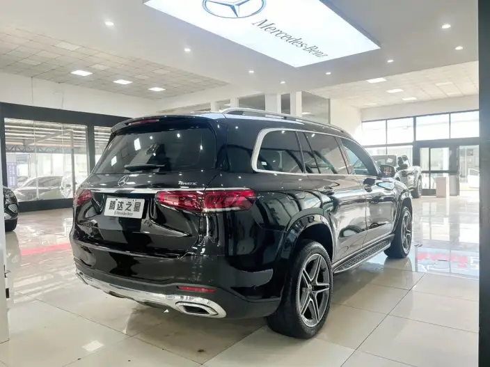 Mercedes-Benz GLS 2023 Model GLS 450 4MATIC Fashion Model – фото 7