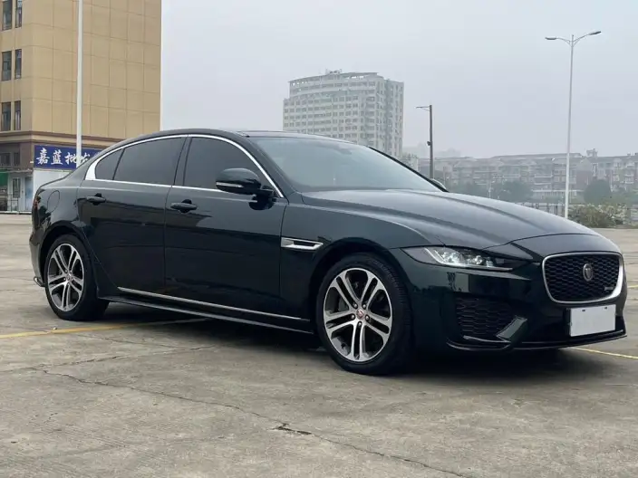 Jaguar XE L 2022 Model 2.0T 250PS R-DYNAMIC S Enterprising Sports Edition – фото 3