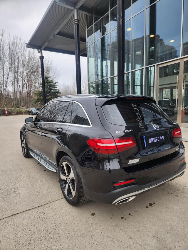 Mercedes-Benz GLC Модель 2018 года комплектация GLC 260 4MATIC Luxury – фото 4