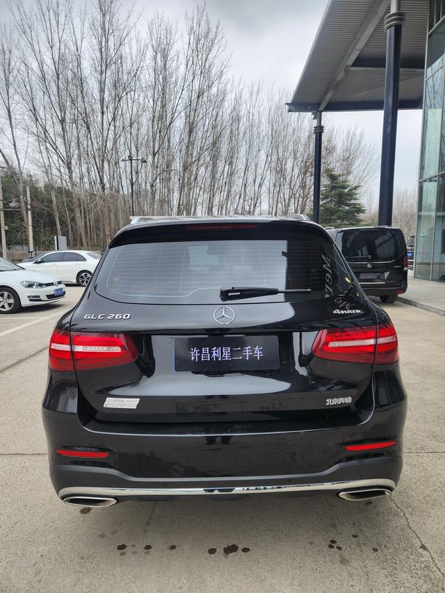 Mercedes-Benz GLC Модель 2018 года комплектация GLC 260 4MATIC Luxury – фото 5