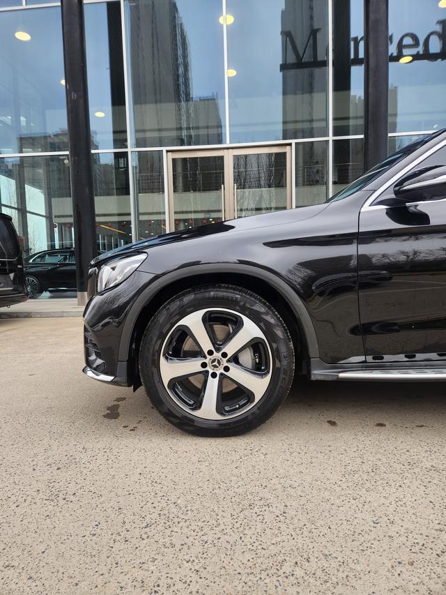 Mercedes-Benz GLC Модель 2018 года комплектация GLC 260 4MATIC Luxury – фото 6