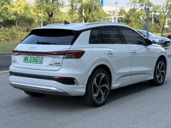 Audi Q4 e-tron 2023 Model 40 e-tron Genesis Edition – фото 6