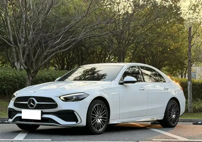 Mercedes-Benz C-Class 2024 Model C 260 L Sports Edition – фото 1