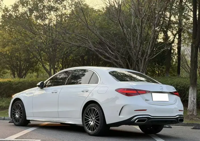 Mercedes-Benz C-Class 2024 Model C 260 L Sports Edition – фото 4