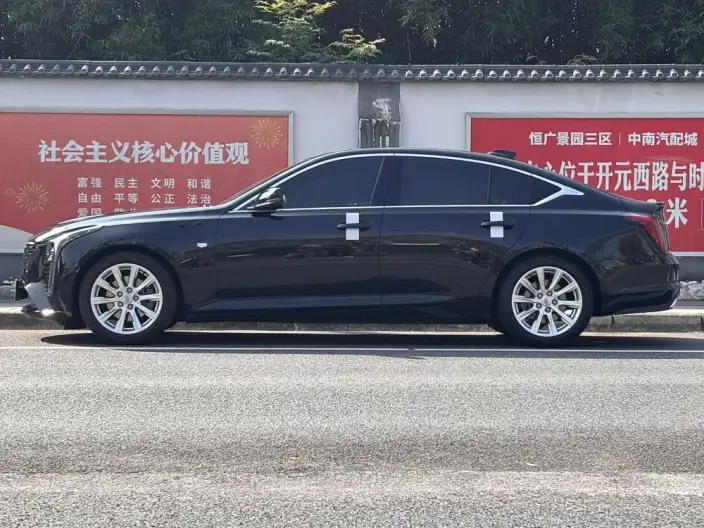 Cadillac CT5 2024 Model 28T Luxury Model