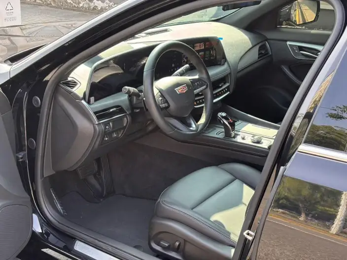 Cadillac CT5 2024 Model 28T Luxury Model – фото 10