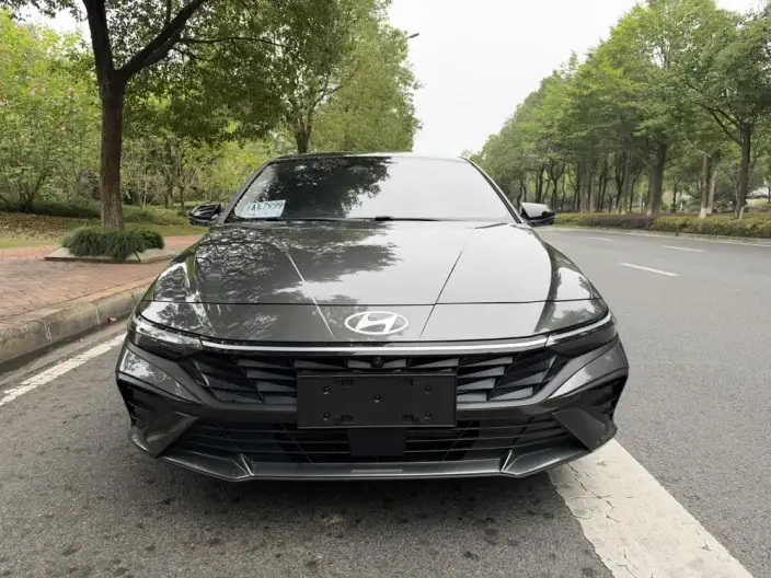 Hyundai Ioniq 2023 Model 1.5L CVT TOP Ultimate Edition