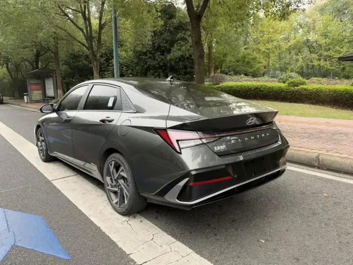 Hyundai Ioniq 2023 Model 1.5L CVT TOP Ultimate Edition