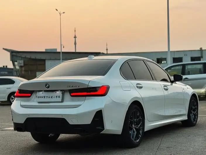 BMW 3 Series 2025 Model 330Li M Sports Night Set – фото 6
