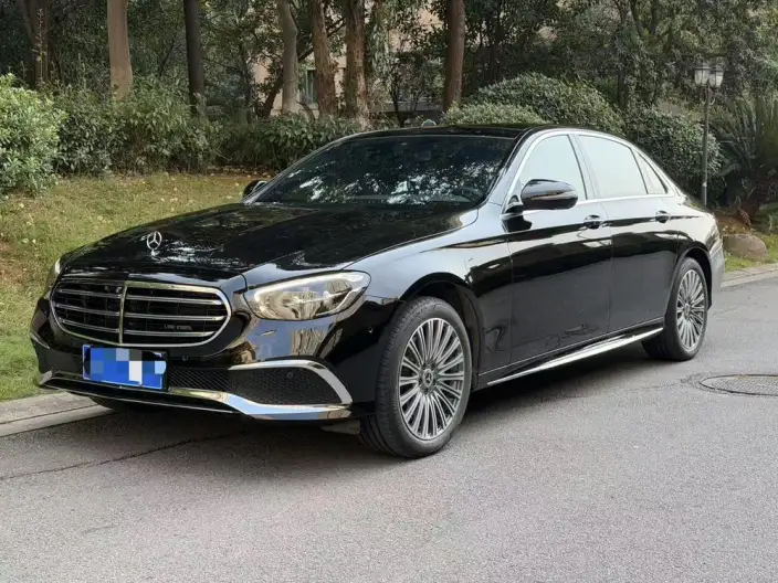 Mercedes-Benz E-Class 2023 Model E 300 L Luxury Model Sports sedan – фото 1