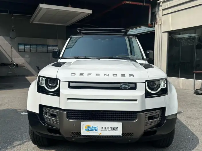 Land Rover Defender 2025 Model 110 3.0T P400 HSE X-Dynamic – фото 2
