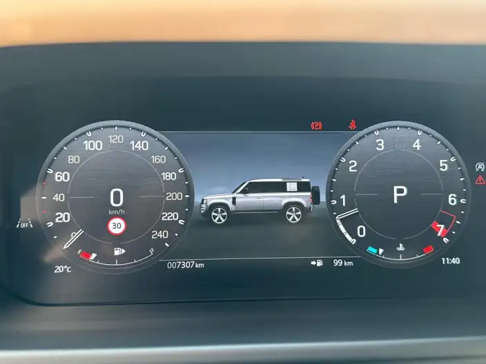 Land Rover Defender 2025 Model 110 3.0T P400 HSE X-Dynamic – фото 9