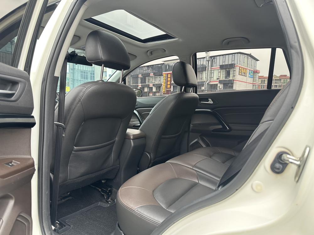 GAC Trumpchi GS4 2016 модификация 235T G-DCT Elite Edition – фото 23