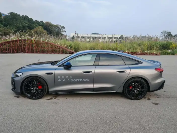 Audi A5 L Sportback 2026 Model 2.0TFSI quattro 150kW First Edition Limited edition – фото 4