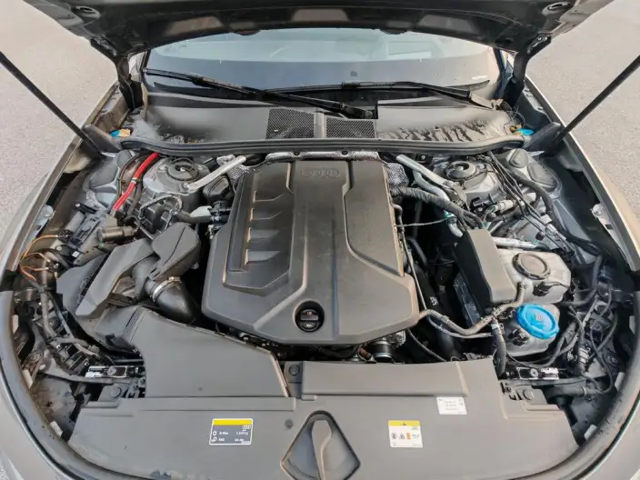 Audi A5 L Sportback 2026 Model 2.0TFSI quattro 150kW First Edition Limited edition – фото 8