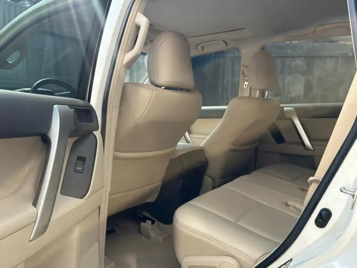 Prado import0 2023 Model 4.0L Automatic 4WD 7 seat Parallel Imported – фото 10