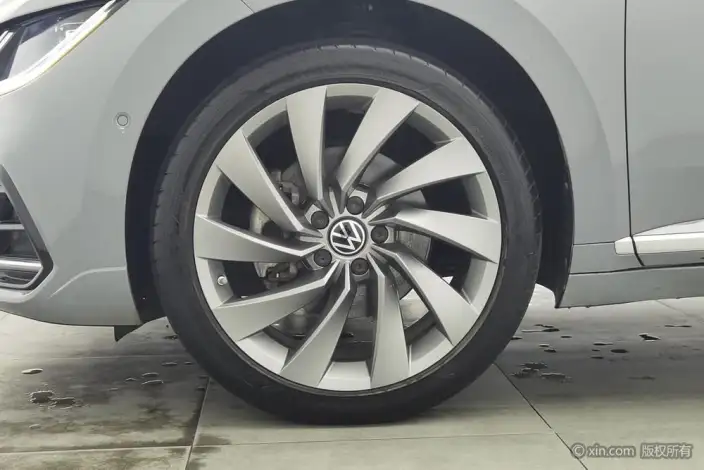 Volkswagen CC 2024 Model 380TSI Eye-catching version – фото 8