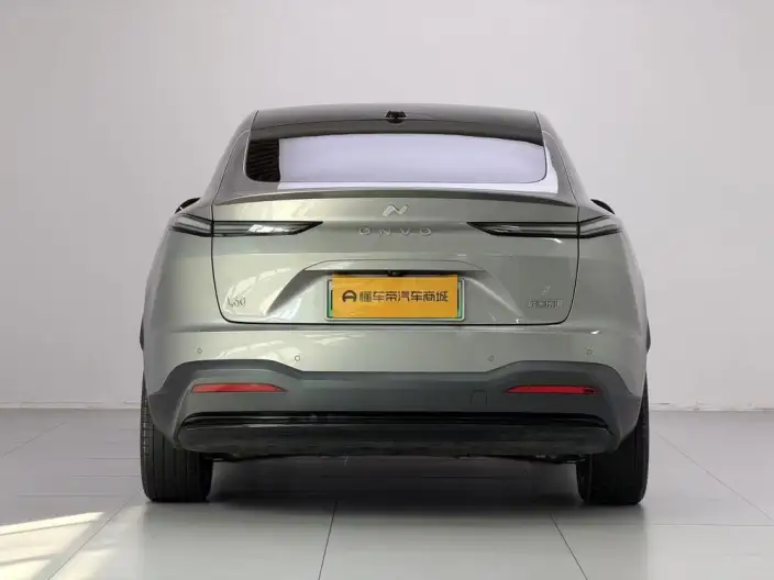 Onvo L60 2024 Model 525km Standard Battery Life 4WD Edition – фото 6