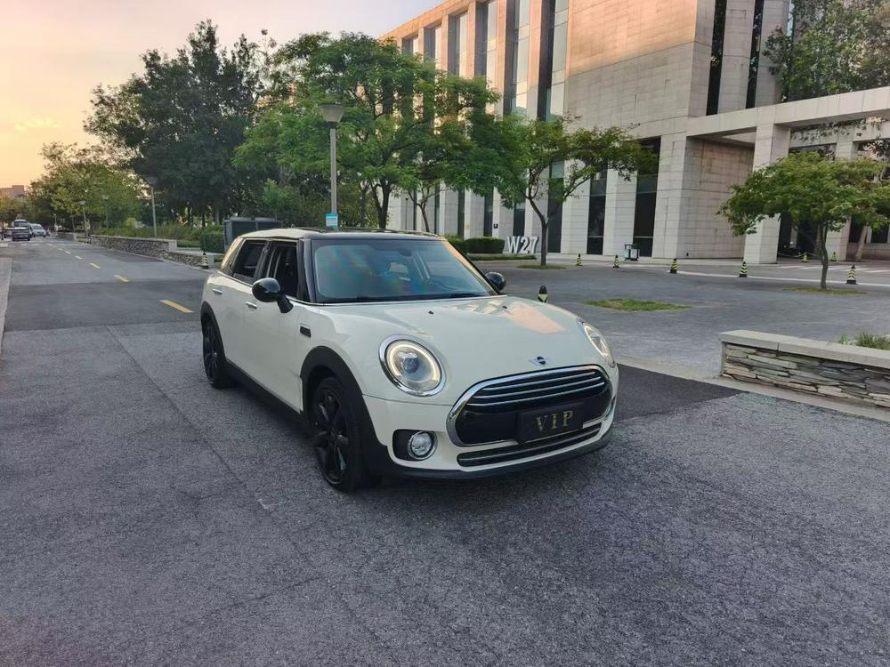 MINI CLUBMAN 2016 1.5T COOPER Connoisseur – фото 3